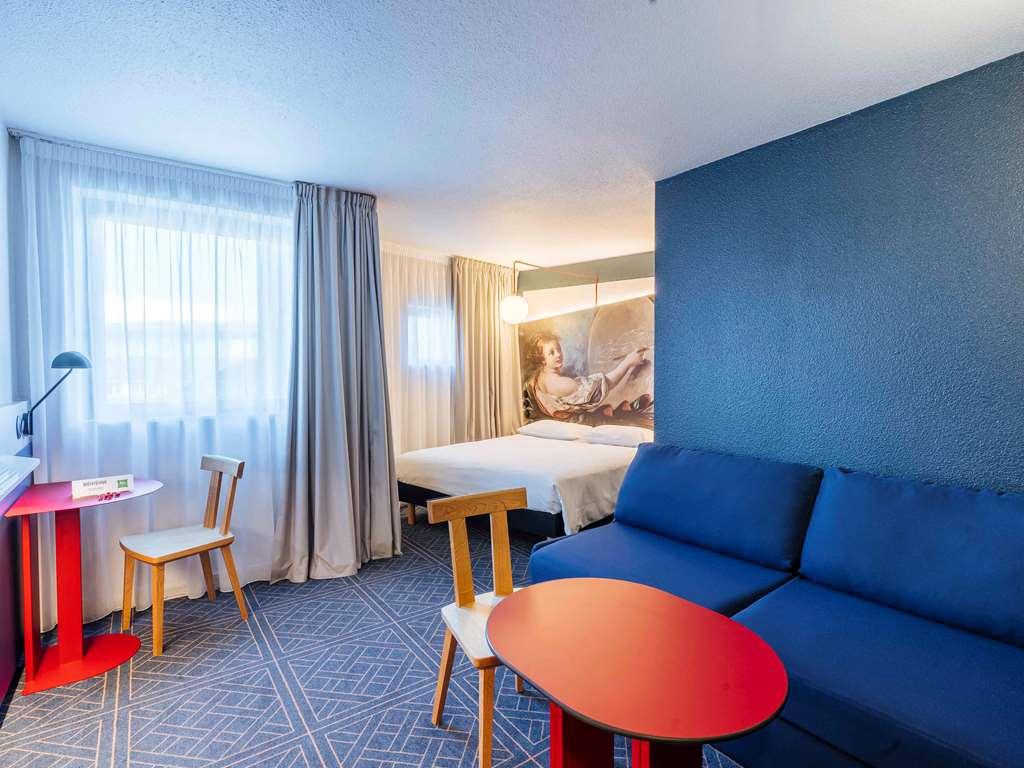 Ibis Styles Le Mans Gare Sud Hotel Room photo
