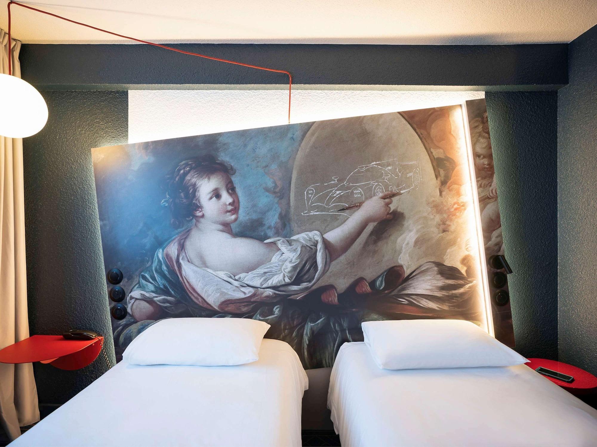 Ibis Styles Le Mans Gare Sud Hotel Exterior photo